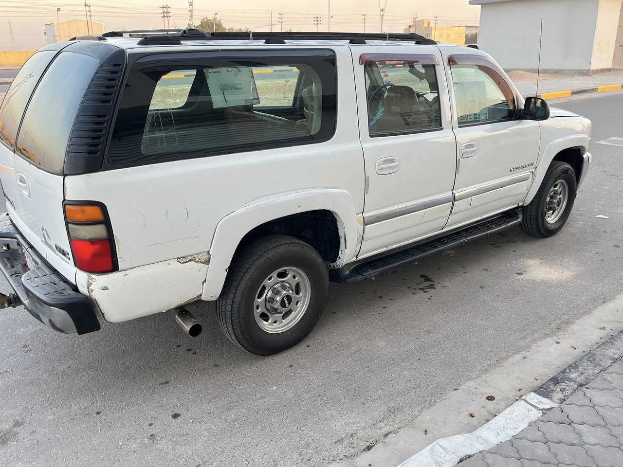 سلام عليكم جمسي مديل 2001 مكفوله من الكص ونقل جثه ولعيب الشرعي رقم بغداد اجره تحويل ثاني يوم مكينه 6100 كير 100 جدد تخم تاير حداديه جديده تبريد ثلج السياره جاهزه من كلشي بيه منضومت غاز كامله السعر 60 رقم الهاتف *********** العنوان البصره
