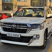 لاندكروز ٢٠٠٨محدث ٢١ابيع قصد بس كون مقدمه زينه ونتفق عالسعر اتصل وتتلل...