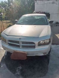 جارجر 2010 ادوات للبيع   RT  بدون رقم  السعر 31 الرقم 07770441457