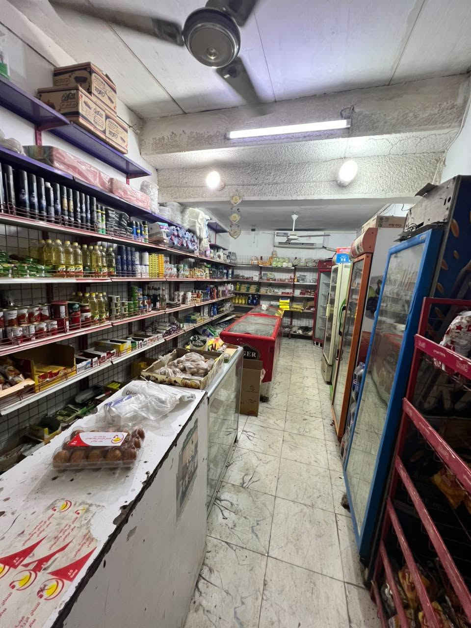 سلام عليكم اسواق للبيع مجاور افران بركات الحسين شغله خير من الله سبب البيع عدم التفرغ ***********
