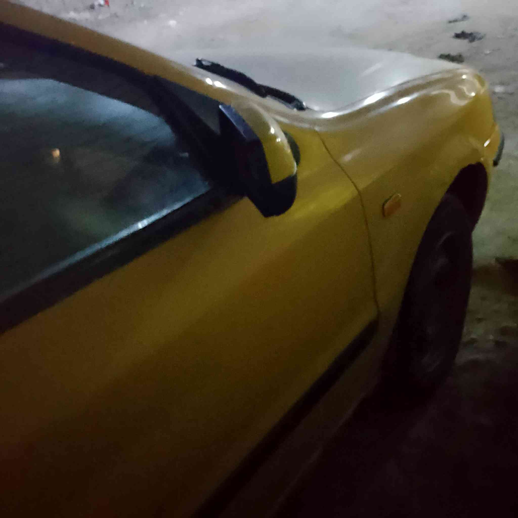 السلام عليك سارة سمند 11 ناطقة للبيع شغالة بيها نقص بس الباور ستيرن (عاطل) السعر 15 والرقم صدامي مطلوبة هيئة وغرامات على المشتري للتواصل ***********
