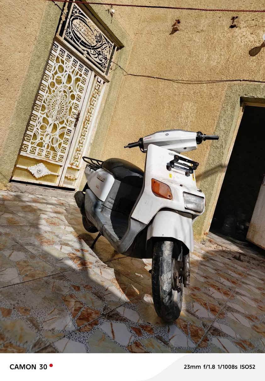 سلام عليكم شباب دراجه بيكم للبيع نضافه وسط مكاني سماوه حيدريه للستفسار ***********
