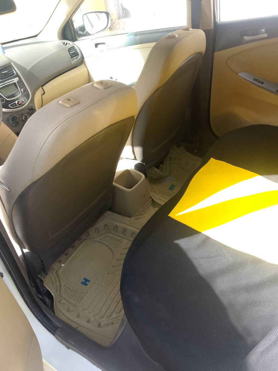 سلام عليكم
اكسنت 2013 خليجي 
مكينه 1600
ضربات خفيفه 
سنويه باسمي 
سعر 75 وبيه مجال للشراي


**إذا كنت صاحب هذا الإعلان وتريد حذفه لأي سبب، رجاءا أرسل رسالة إلى الدعم الفني**