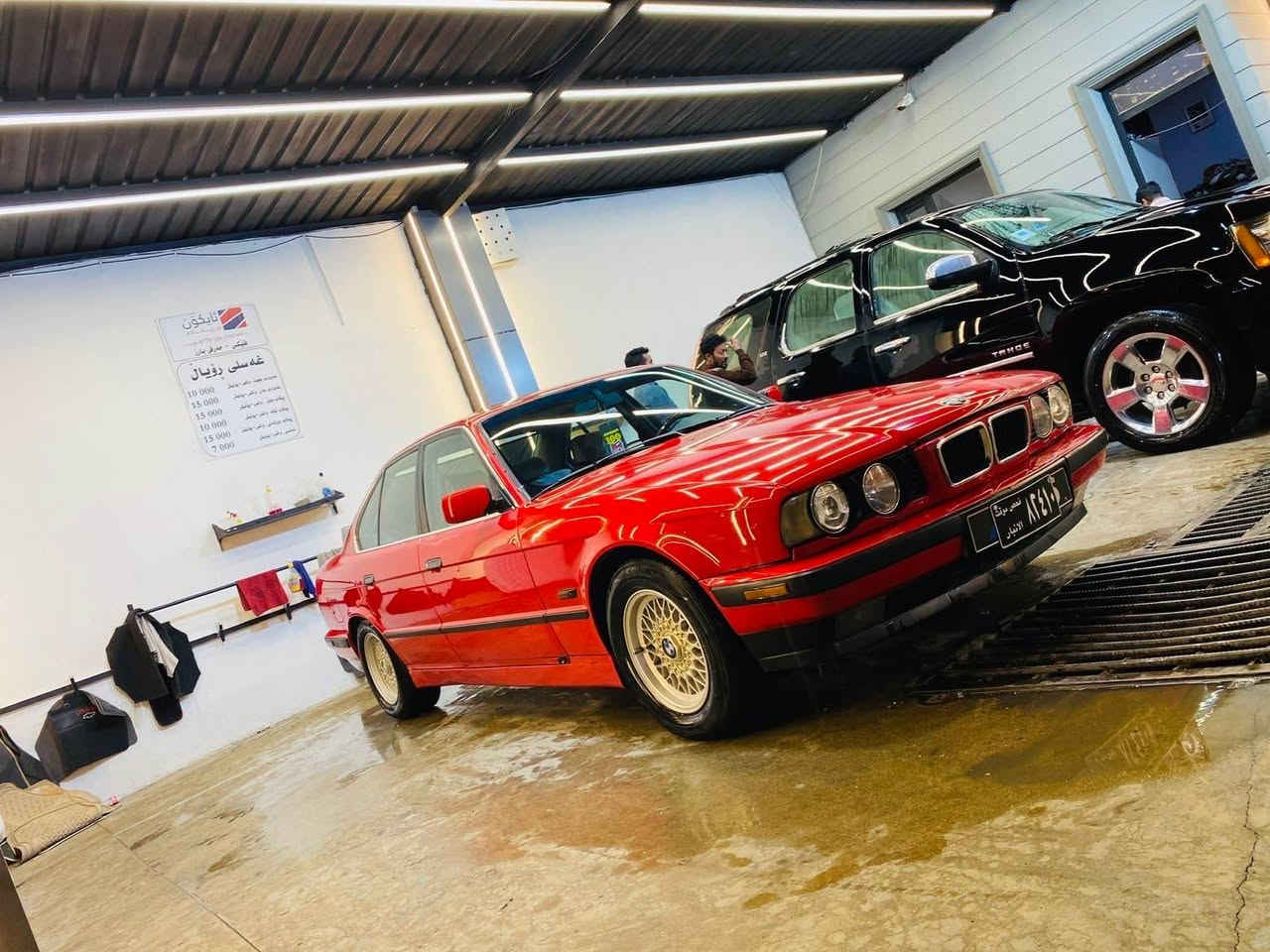 BMW 525i 1995 

Bmw 525 i 1995 
‎ئاڕمی پلاستیکی دهۆکە و بێ کێشەیە
‎٤ تایەی تازە ۲ مانگە بۆی بەستراوە
‎سەیارەکە زۆر بێ کێشەیە گێڕو مەکینەو تەبریدی بەشەرت
‎سەیارەکە بەس بۆنیدی بۆیاخە 
‎جلدی سپی و داشبووڵ ڕەساسیە 
‎تەحدید سورعە
‎گێڕ تۆماتیک فوول مواسەفات أربيل, العراق


**إذا كنت صاحب هذا الإعلان وتريد حذفه لأي سبب، رجاءا أرسل رسالة إلى الدعم الفني**