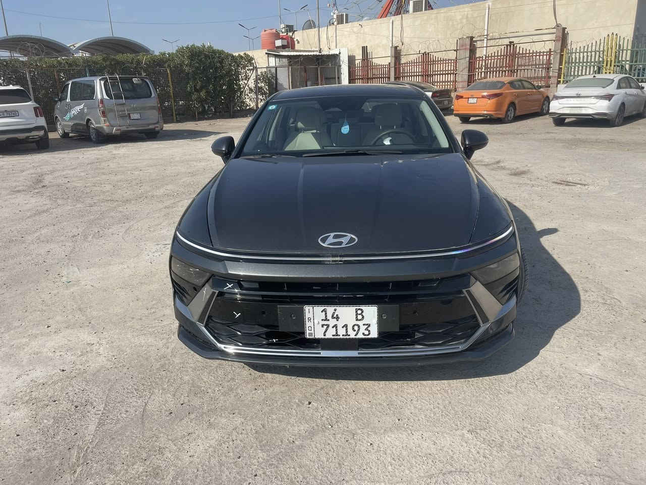 سلام عليكم سوناتا شكل الجديد مديل 24 موصفات se  حره بسمي بصره ماشيه 35 حادث موضح بل صور جاملغ اوبنيد مبدلات وبيه طخه باب الخلفي اليمن عندي بلعراق مامصلح بدون دواخل حادثهه بدون ارباك لاعرضانيه حادث خفيف السعر 190
مكان السياره بصره معقل
رقم الهاتف بي وتساب

***********
