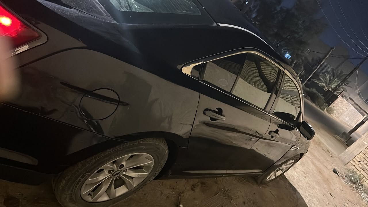 السلام عليكم
فورد تورس 2011 
مكينه جديد شركة محركها 3500 6v
سياره بيها طكتين بجاملقات موجودات بصور 
سياره بسعر سايبه 
ابيع حزام وهية مو حزام الجنطه ودعاميه بدون صبغ القماره بيها طلقه وما مسويها القماره بدون صبغ 
سعرها 79 بيها مجال كلش بسيط 
***********
