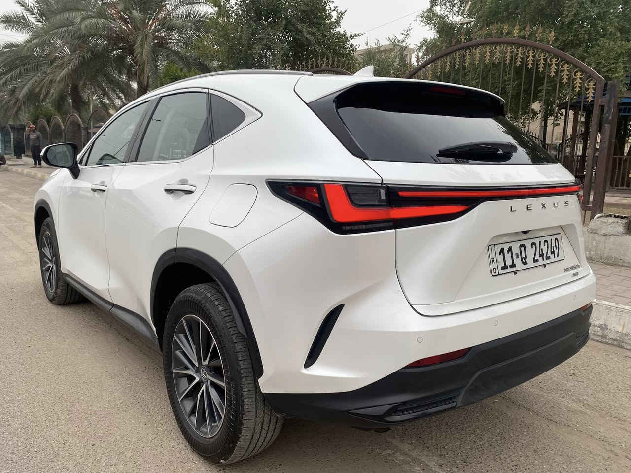 السلام عليكم
للبيع فقط بدون مراوس
لكزز NX 350 H هايبرد 2023 فول
السياره مواصفاتها معروفه فتحه بصمه حساسات امامي خلفي رادارات امامي خلفي مري شفط تدفئة تبريد كشنات تحديد مسار بصمه اربع بيبان كهرباء محرك 2500 هايبرد
ماشيه ٢١ الف جاهزه السياره
مكانها الحريه
مرقم بغداد باسمي
السعر ٢٤٢ وبيها مجال
مامتواجد فيس فقط اتصال او واتس اب
***********
