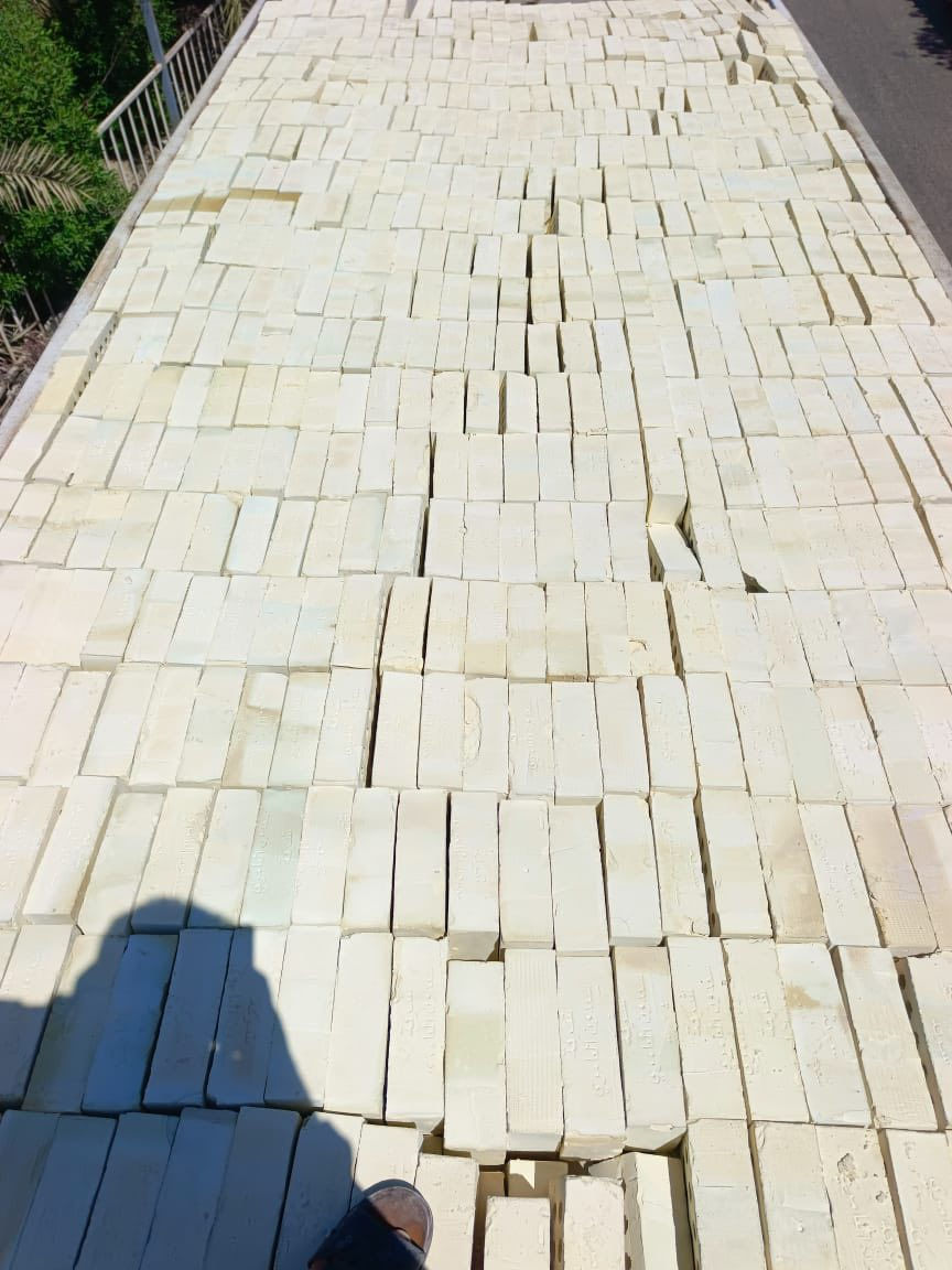 السلام عليكم ورحمة الله وبركاته 
اللهم صلي على محمد وال محمد 
اخواني سعر الطابوك حاليا مناسب 
هم درجه اولى وهم مناسب اذكر، منطقتك ويجيك الرد بالسعر يوجد واتساب
***********.    اثير 
***********.   اسيا

،،،،،،،
