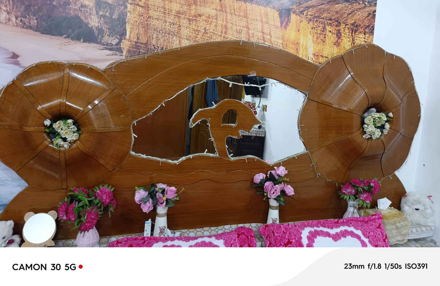 غرفه نوم صاج خشب عراقي اصليه للبيع 350
***********
