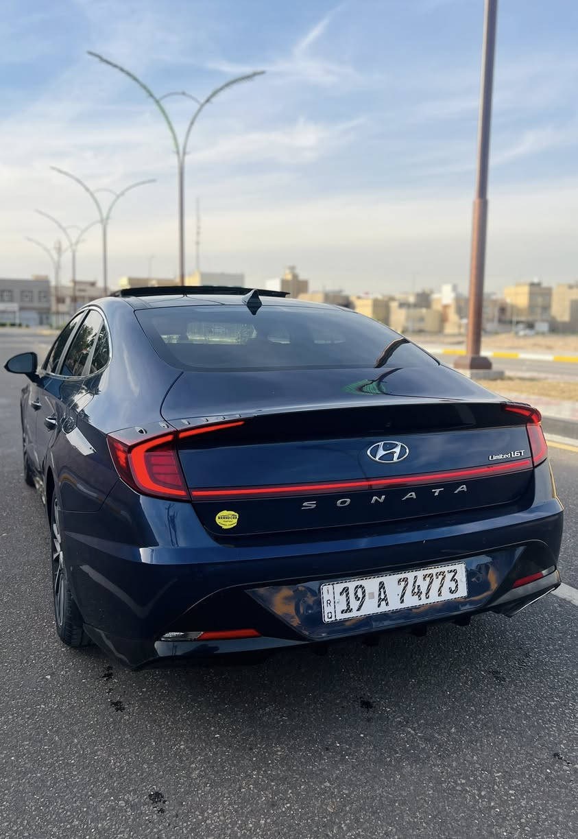 سلام عليكم سوناتا 2022 للبيع🚘🛞
لمتدد 1/1 فول مواصفات للأخير

بصمة أبواب 
بصمة تشغيل 
فتحة سقف بانوراما و شاشه كبيره
رادارات امامي و خلفي وجانبي  
خمس كامرات وداتشو
تشغيل عن بعد 
تقديم وترجيع بلريمونت 
كشنات كهرباء وخزن ميموري
كشنات جلد تدفئه وتبريد
اشاير بلمري وتدفئة الستيرن
 لد متصل امامي وخلفي 
تبريد قطعتين
قيادة ذاتيه ومثبت سرعة
اربع أنظمة قيادة
سايد بريك كهرباء
عداد الكتروني و نقاط عمياء
تحذير الخروج عن المسار
تحذير تصادم 
سستم سماعات بوس 12
اوتو هولد ومانع انزلاق
لايت زنون اربع عدسات

حادثها جانبي الجاملغ والبنيد صبغ فقط شرط الفحص المحرك والكير والحداديه كفاله وشرط ممفتوح السياره نظيفه وعلى وضع الشركة ماشيه 45الف سنويه بأسمي تحويل مباشر ثاني يوم رقم انكليزي وهزة جديده السعر 165 العنوان كربلاء 
***********
***********
