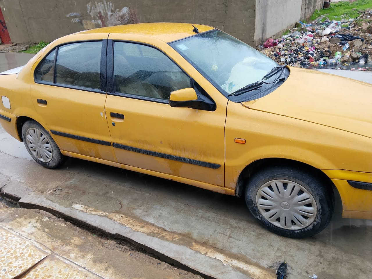 سمند 2011 شرط محرك كير زوج تايرات جديده تبريد عندي وكاله عامه بسمي جديده سنويه 28 رقم انكليزيسعر 28 لاستفسار ***********
