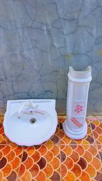 الاخوه جميعا . اغراض منزلية ومكتبيه و  مستلزمات طبية مستخدمة قليل جدا ...