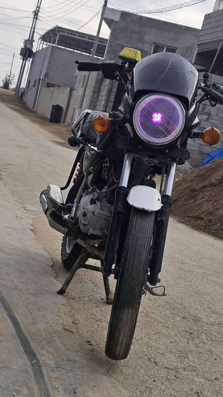 بوكسر 21 مرقم سنوية مجفت قبل 5 اشهر تجفيت شررط بلادي لا تنقيص لا تبخير لانضوح    نكرة سلف كهربائيات كلة شغالة محرك خير من الله بس ذبيتلة مادة قبل فترة وشوية لكشر نشلع وبي نواقص بصيطة ما تذب علي عدة ل 25 الف يرجع فولل   ديالى بعقوبة تقاطع ل قدس ***********  سعرر 1600 وبي مجال
