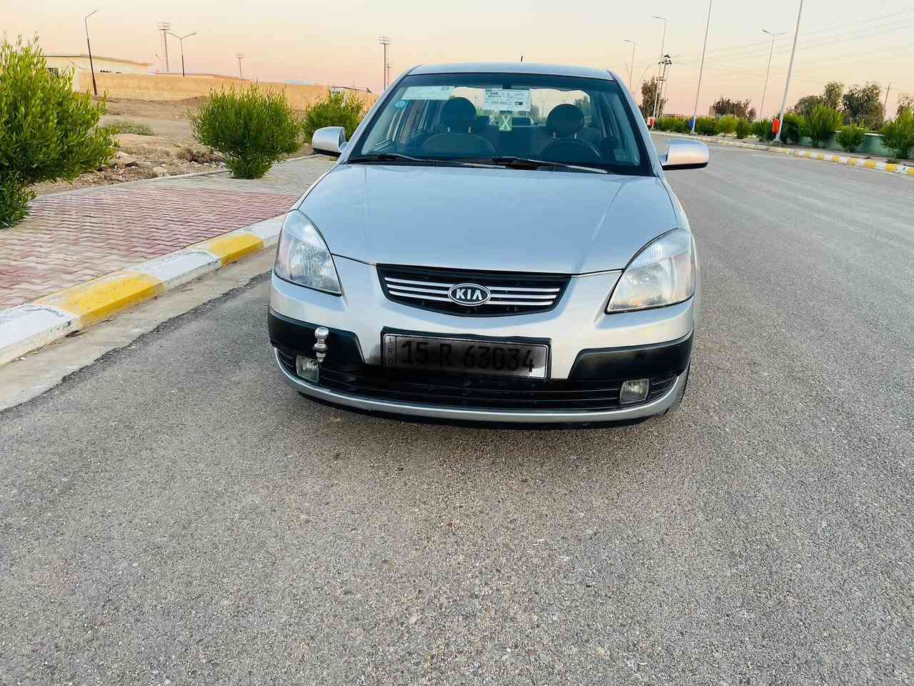 السلام عليكم
كيا برايد للبيع 
موديل 2009 خليجي
محرك 1600
معروفه مواصفات البرايد تحكم تدفئه بالكشنات حساسات تبريد بيانو مري كهرباء 
السياره جاهزه من كل نقص 
محرك جديد 
صدر امامي خلفي تاير تبريد كله جاهز 
السياره مكفوله من الحادث بيها صبغ هلالات جوملغات الخلفيه اثر خياس وربع جوملغ امامي باقي السياره بدون صبغ بدون تبديل بيها جراد بالقماره خفيف 
رقم انبار الجديد وهزه جديده 
السعر 87وبي مجاال للشراي
للاستفسار ***********
***********
عنوان الموصل الجانب الايسر
