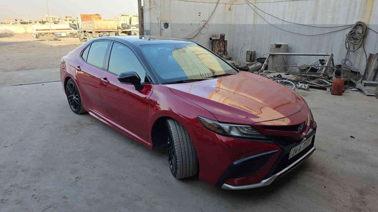 تــوێتا کـــــامری 2023 xse
جـار پارجەی سبــوغە
بۆنیتو جامل سەکن دوبەیە
 جاملۆغو دەرکەی سایێقی بەخی ئەمریکایە
ڕەقەم شاسیم دانایە
پەڕەشوت  نەتەقیە
ئــەو ڕەقەمەی لەسەرە لەگەڵ نیە

***********

ئـەگەر سەیارەکەت دەفرۆشیت نامە بنێرە با بلاوی کەینەوە لۆت
