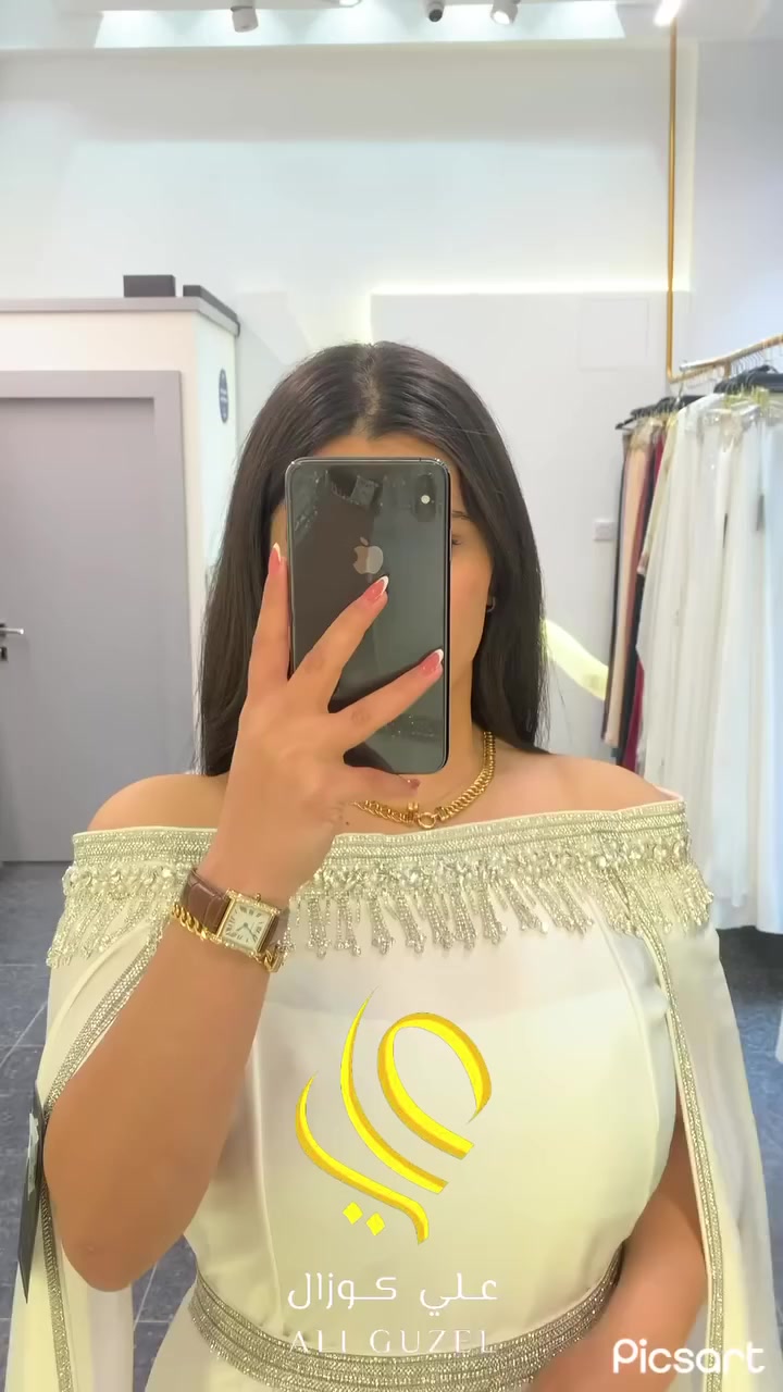 هذا فستان خطوبتي اشتريته با ١٩٠ عل كد تصوير مو حفله وراه لبست واحد ثاني يعني لبسته كله ساعتين وبعده جديد اريده ١٦٠ وهذا لبيج مالتهم اخذته منهم وهاي محادثه


**إذا كنت صاحب هذا الإعلان وتريد حذفه لأي سبب، رجاءا أرسل رسالة إلى الدعم الفني**