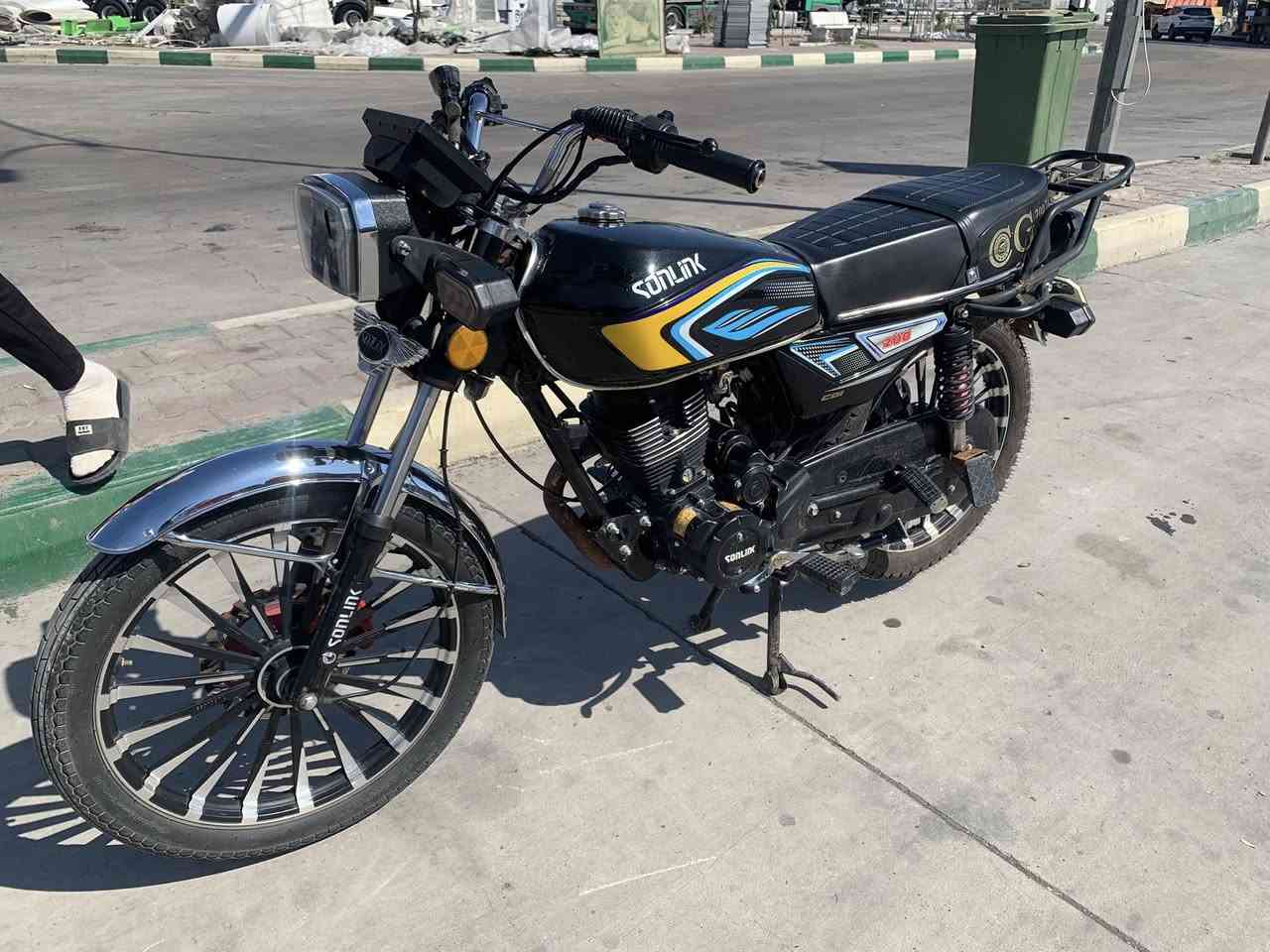 موديل 25

محرك200 
أوراق 
سعر ٧٧٥ وبي مجال 
***********
