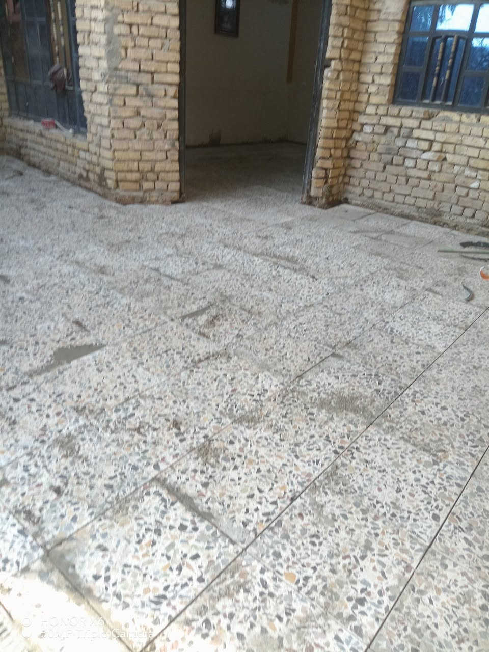 خلفه تطبيك كاشي هاذي *********** وتساب شتغل على يومي على المتر مكاني سبع البور البصام ***********
