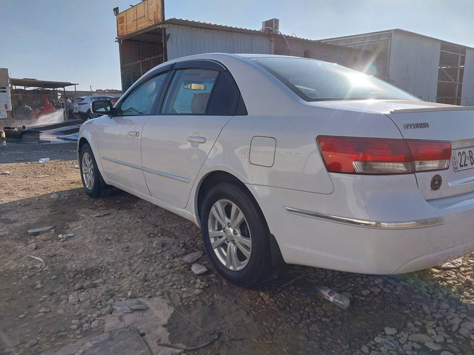 سوناتا ٢٠١١ خليجي شكل القديم كفاله عامه من قطره الصبغ السياره وضع الشركه رقم اربيل تحويل مباشر مكفوله من صبغ وفتح واي شي 
السعر ١٤٥ 
مكان السياره ذي قار قلعه سكر 
رقم راعيها 
*********** الرميطة, المثنى
