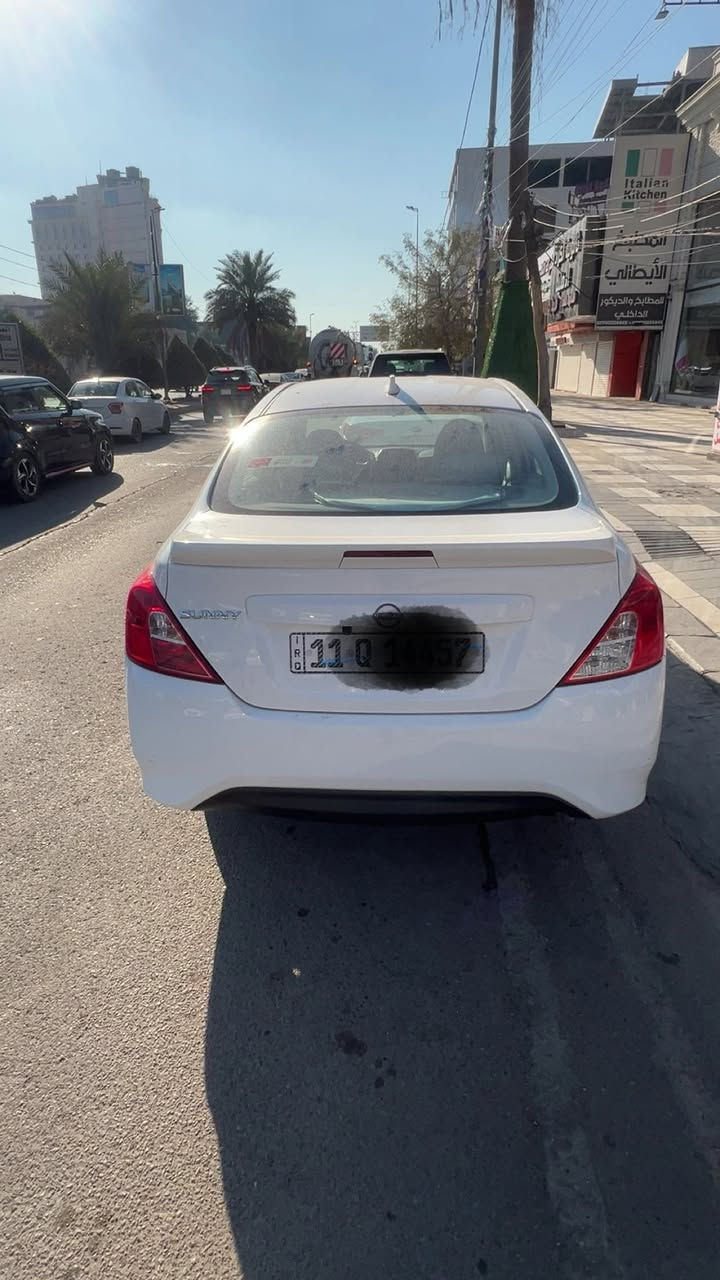 سلام عليكم للبيع نيسان صني هندي موديل ٢٤ استفسار اكثر اتصل على الرقم ***********
