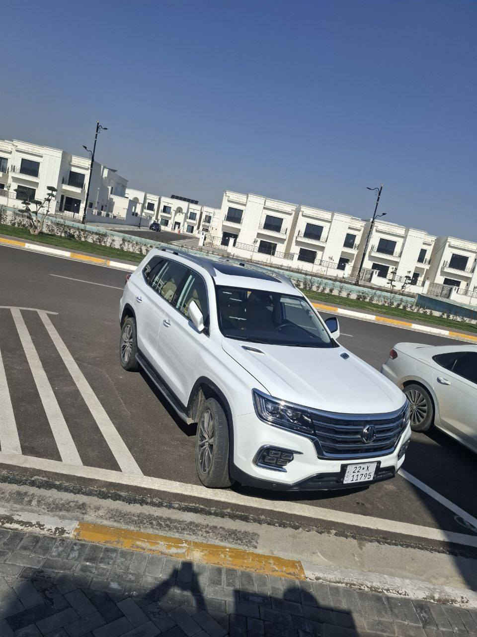 mg RX8 2023 
سەیارەکە 3 مانگە بە سفری لە  شەریکە  دەر هاتوە سەیار فول فول مواسەفاتە  سێرێ رێز کوشین  کوشن قەیسی کوشین گەرم سارد  سندوق شەفتە بەسمەیە سەقف پانۆرامەیە فول فولە   ئۆرفردە  بەشی بەفر بەشی شاخ هەموو بەشکانی هەیە دەبڵ ئاکسلە  سەیاەکی تابلی جوانە  سەیارەکە شوختی نیە  دەحامی بۆ دەحامی  زەمانی شەریکەی کارەباید تا 2 ساڵی هەیە گێر مەکینە فیتپەمپ تا 5 ساڵی زەمانی شەریکەی هەیە  سەیارەکە سفری شەریکەی   الحەیدەرە  لە هەولێر  بۆ زانیاری زیاتر  یاخود نرخ پەیوەندیم پیە بکەن *********** واتس ئەپ أربيل, العراق
