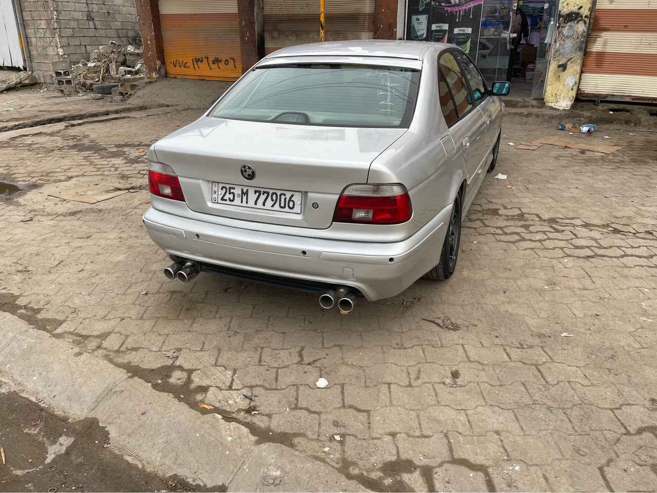 سلام عليك اخوان بي ام صقر ٥٢٥ ia سياره  مصبوغ عام للجماليه  تبريد شغال تدفئه شغال سياره فول مواصفات سيلات  كشن هيتر  كير توماتيك  محرك و كير جديد برغي ماناقص  سعر ٨٥  بي مجال للطيبين موديل ١٩٩٦ رقم موبايل ***********
*********** 
مااجاوب عل خاص
