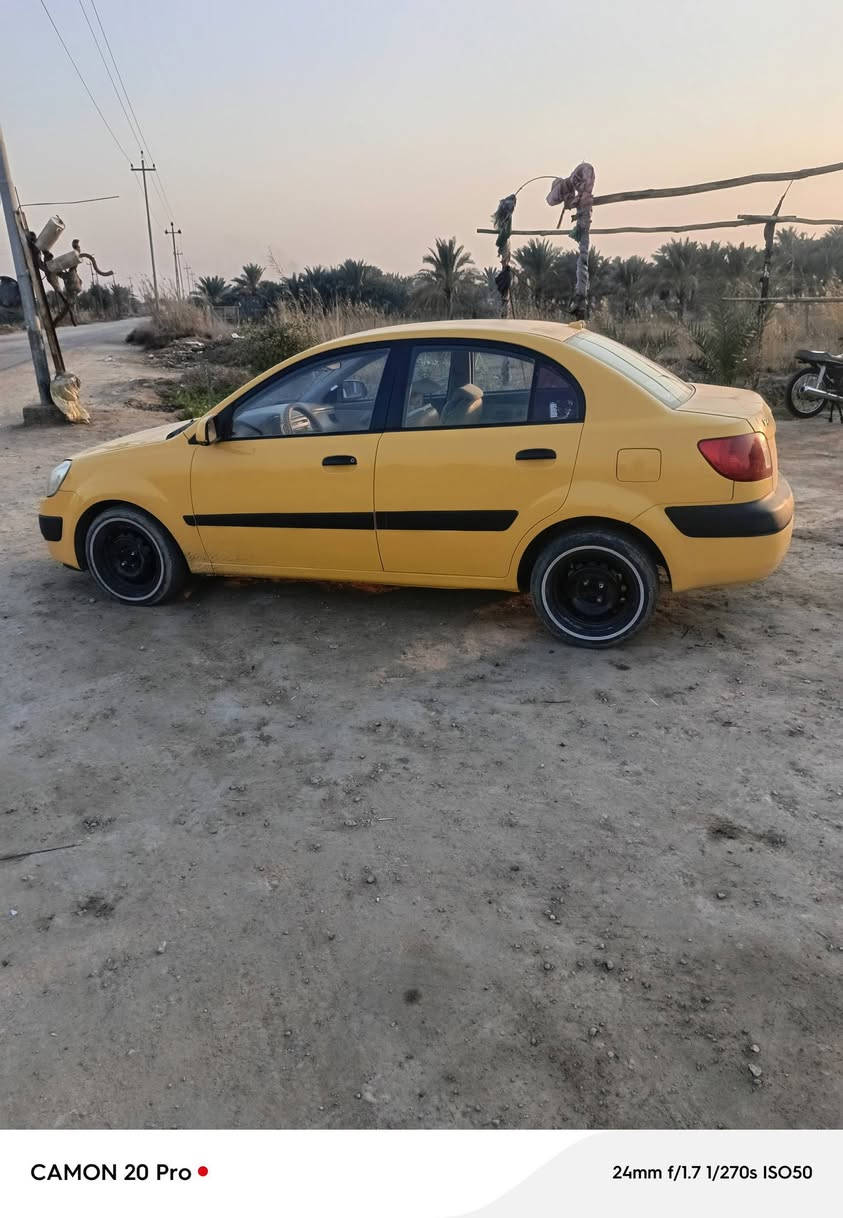 السلام عليكم كية ريو موديل ٨ خليجي كفالة عامة فول اوتوماتيك رقم مثنى مداور ثاني يوم ٨٥ وبيها مجال بسيط 
اتصال:***********
