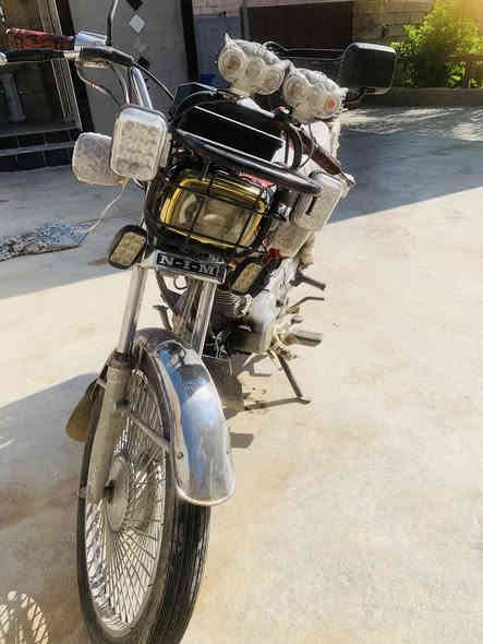 اربعه كير 

كله شغال 

السعر ٤٠٠ وبي مجال 

ويرهم مراوس

اتصل ***********

ناحيه الزاب
