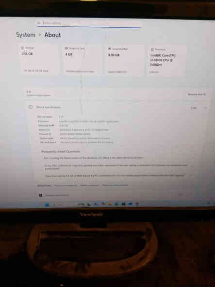 السلام عليكم عدي ذن الحاسبات ابيع شلع كلهن وية غراضهن سعر القطعة 300 وبيهة مجال قليل عدد 6 قطع وياهن يوبس وجهاز ربط سيرفر رقمي ***********
