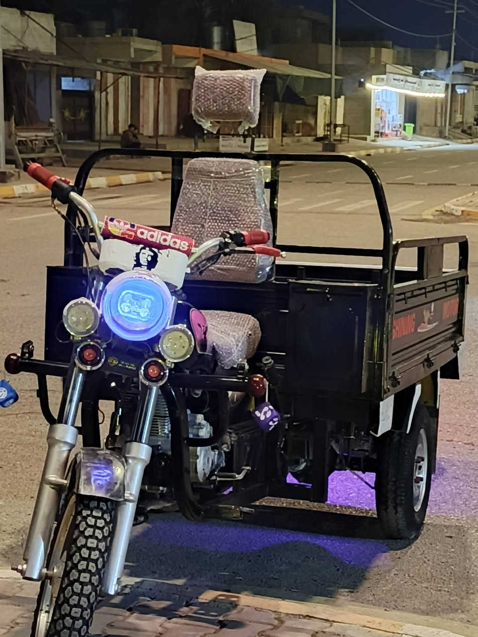 سلام عليكم
ستوته فحل قلاب 

موديل 2021

فول مكفوله 

كهربائيات كل شغاله

ركبه شرط 

محرك فول 

سعر 1350مليون و 350

مكان ديالى جلولاء

رقم/***********
