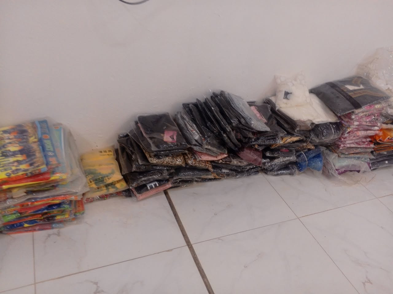 بضاعه مشكل شلعه البضاعه حلوه
***********
