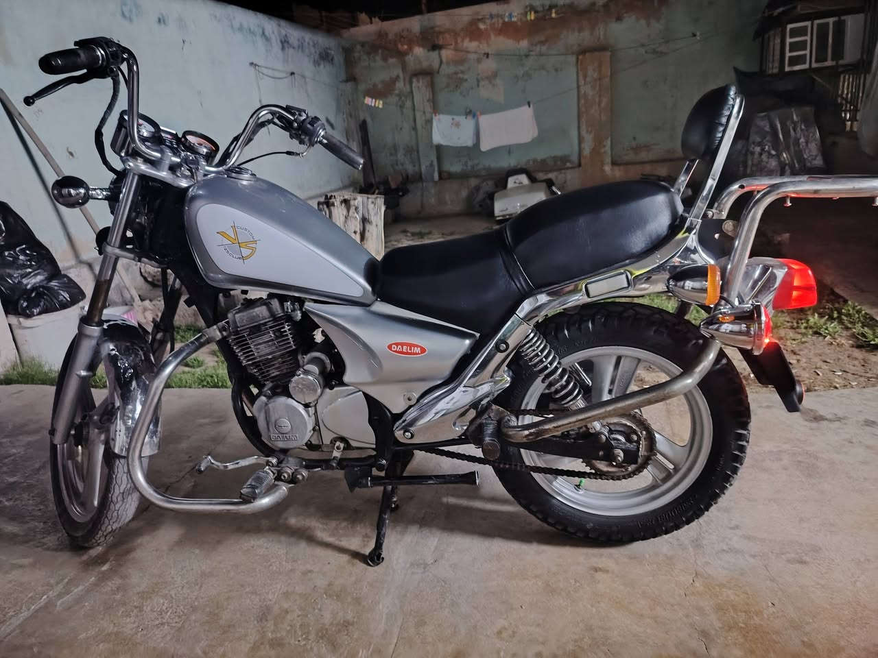 السلام عليكم دايلم للبيع كله شغال اي نقص مابي سعر 600 وبي مجال رقم ***********
