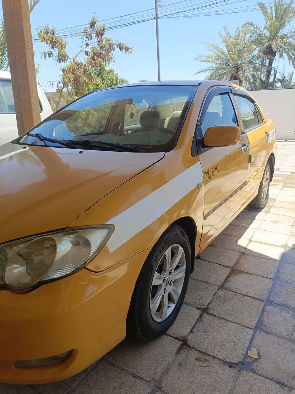 بي وايدي موديل ٢٠١١ f3 رقم بغداد نكليزي مصفرة مكينه كير  نضيف صدر جديد مبدل تخم تاير جديد شادله تبريد شغال  كمبريسر جديد شادله سيارة جاهزه سعر ٣٨ وبيه مجال مكاني بغداد ابو غريب ***********,,***********
