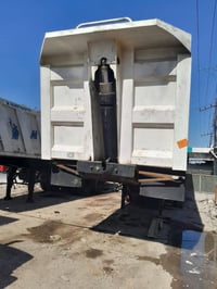 عربانة نساف • حدادة • التاجي