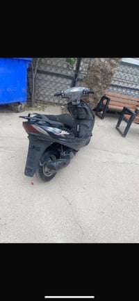 ماكس ١٤٠ دراجة حلوة المكينة لا تنقيص ولانضوح فقط دخان قليلل ومن تبج بي...