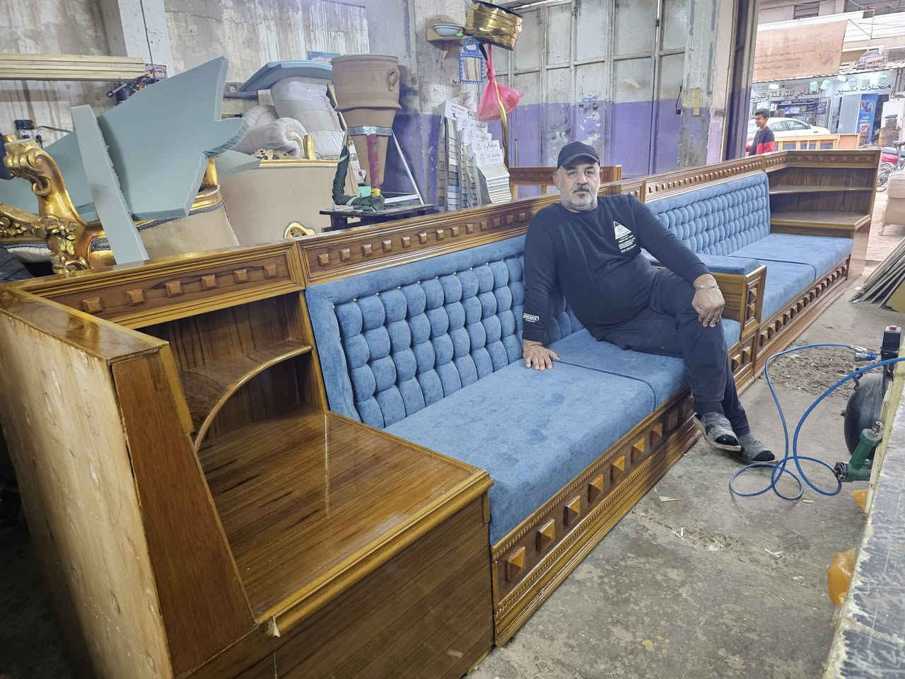 السلام عليكم  ..جزء من اعمالنه وان شاء الله تنال اعجابكم  
فصال تخم او ديوان  حسب الطلب الزبون درجه اولى وبأسعار مناسبه 
للاستفسار الاتصال ع الرقم الموجود بالاسفل
شارع العام قرب قاعت الااميرات

 *********** عمر مورسلو
