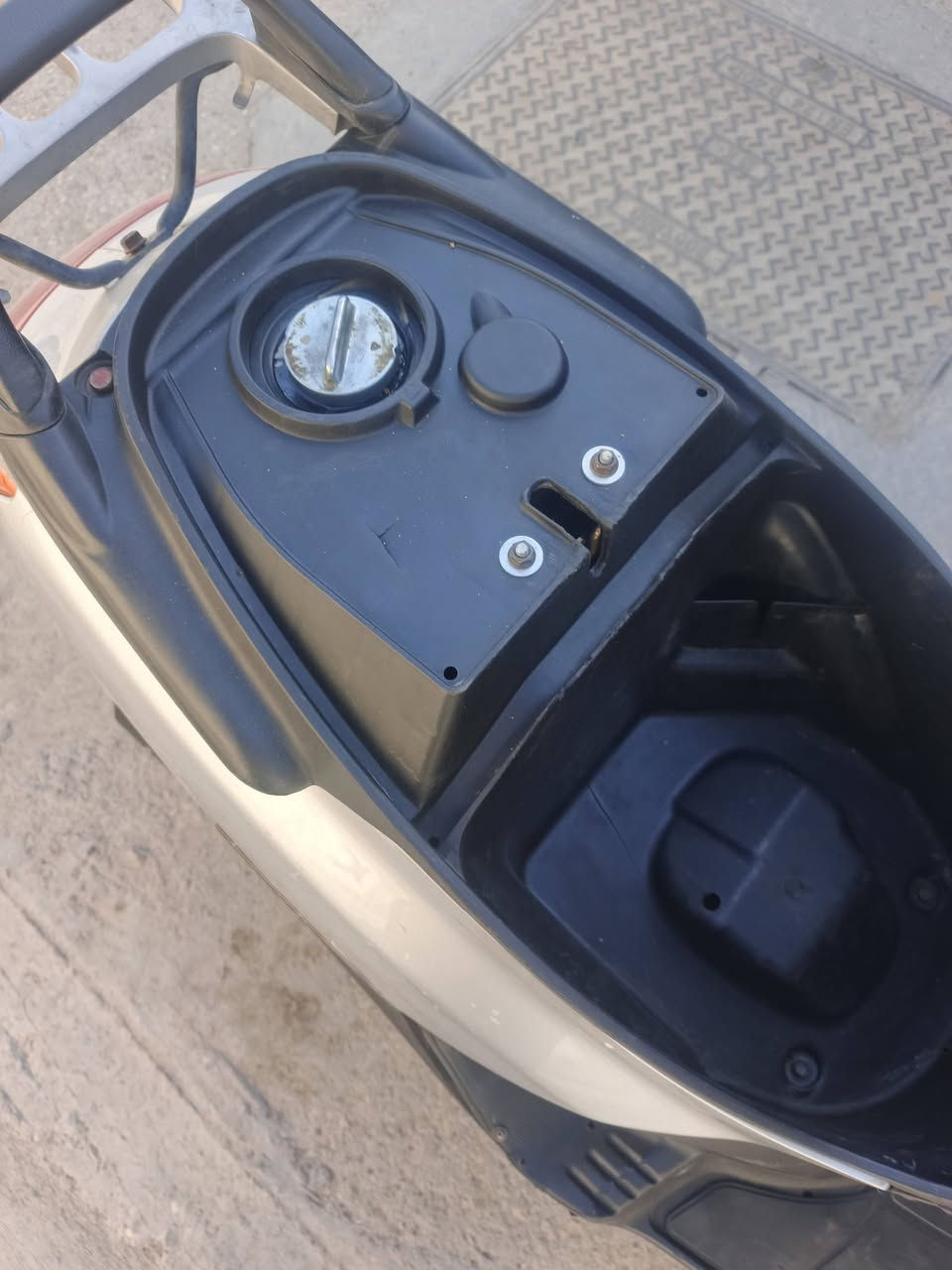 درجة سبيسي ياباني كفرات اصليه بلاديه كهربايات كله شغاله على وضع البلاد الهاتف*********** المكان كوت الزهراء اتصل وتدلل
