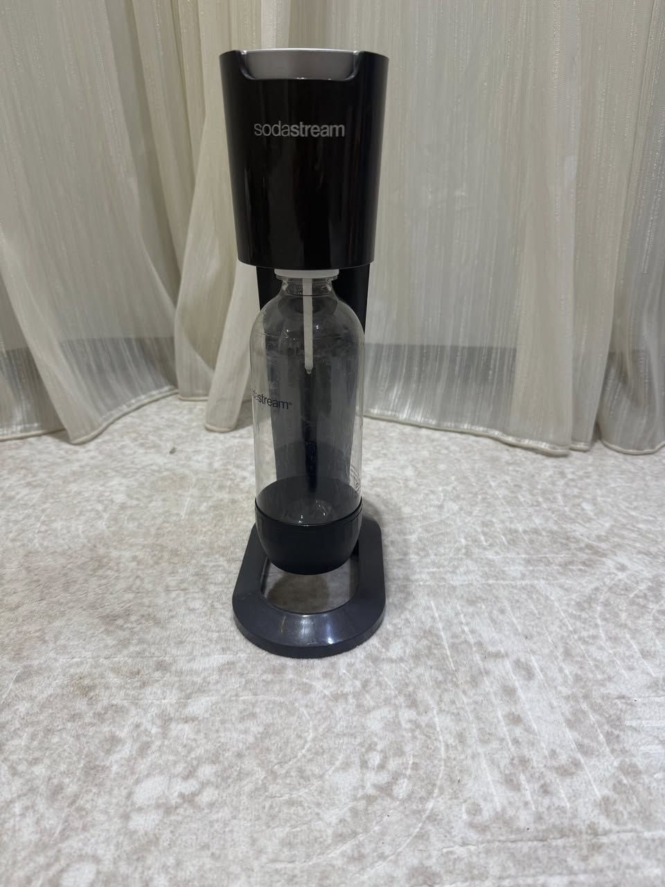 جهاز صنع المياه الغازيه عالي الجوده وصنع المشروبات الغازيه الجهاز كامل وبي غاز اكثر من النص السعر ٢٥ الف للحجز خاص 

يوجد توصيل لكل المحافضات ٥ الف


**إذا كنت صاحب هذا الإعلان وتريد حذفه لأي سبب، رجاءا أرسل رسالة إلى الدعم الفني**