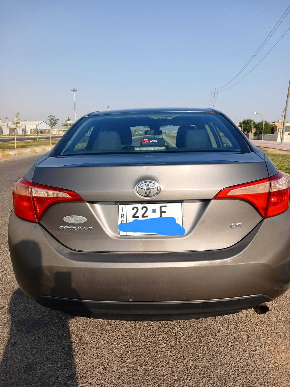 السلام عليكم للبيع كورلا موديل 17 بجم كبس مواصفات LE معروفه ماشيه 95 ميل مكان لسياره رمادي رقم اربيل باسمي فحص وهزه وسنويه جديد للاستفسار *********** وات ساب مفتوح
