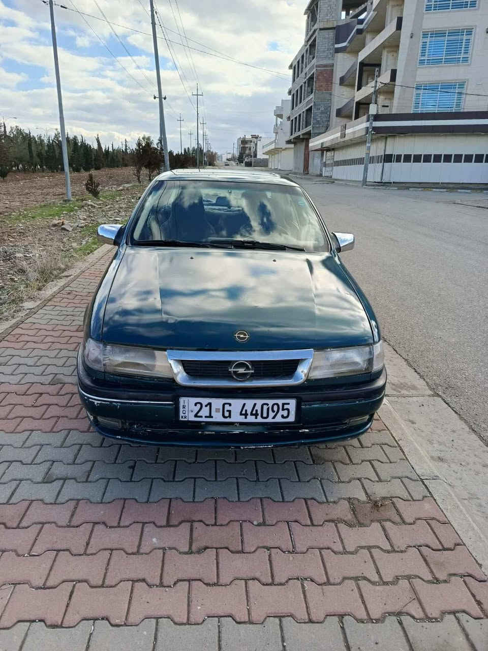 ئۆپڵ مۆدێل 1995
مەکینە 20 
گێڕئۆتۆماتیک 
گێڕومەکینەی ئەوروپی لۆک 
سەنەوی تا2030 تازەیە 
بڕاوە غەرامە تحویل بەشەرت 
چوار جام کارەبایی 
کارەبایی کامل ئیشەکات 
چوارتایەی تازە 
پاتری تازە 

سعر 40 ورق

ئۆپل مۆدێل 1995 
گێر ئۆتۆماتیک 
گێرو محرک جدید میە بل میە ماکو سرف و سوت بوغار
کاهربایات کل شغال 
اربع تایرات جدید 
بدون ای صرب 
پاتری جدید 
سەنەویێە حتی 2030 جدید تحویل مباشر شمشمل, السليمانية


**إذا كنت صاحب هذا الإعلان وتريد حذفه لأي سبب، رجاءا أرسل رسالة إلى الدعم الفني**