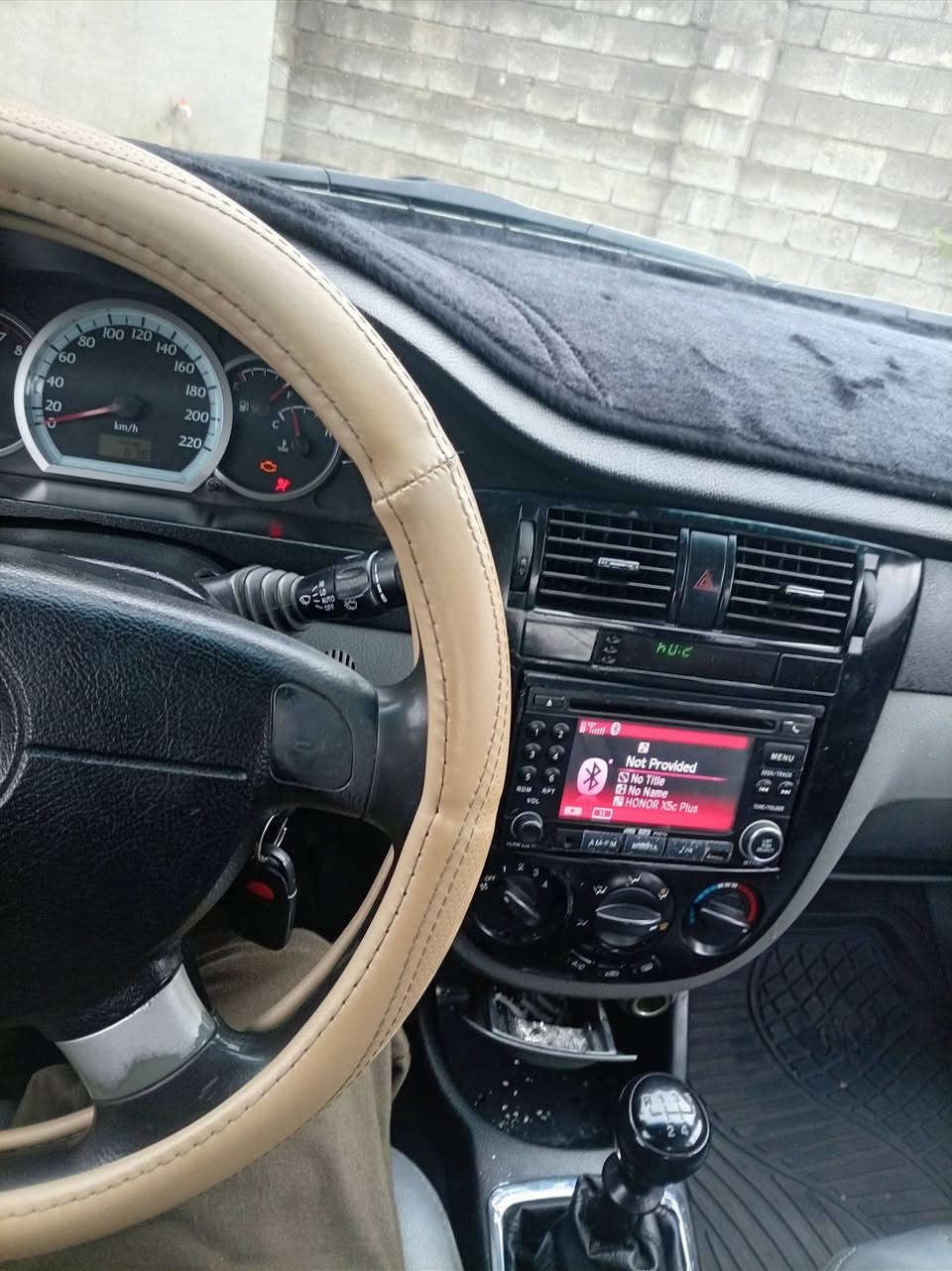 سلام عليكم اوبتره للبيع موديل 2009 رقم أربيل محرك جديد شرط سنويه 29السعر كير عادي سياره جاهزه سعر 70 وبيها مجال الرقم *********** ناحية الكوير والكلك موجوده سيارة
