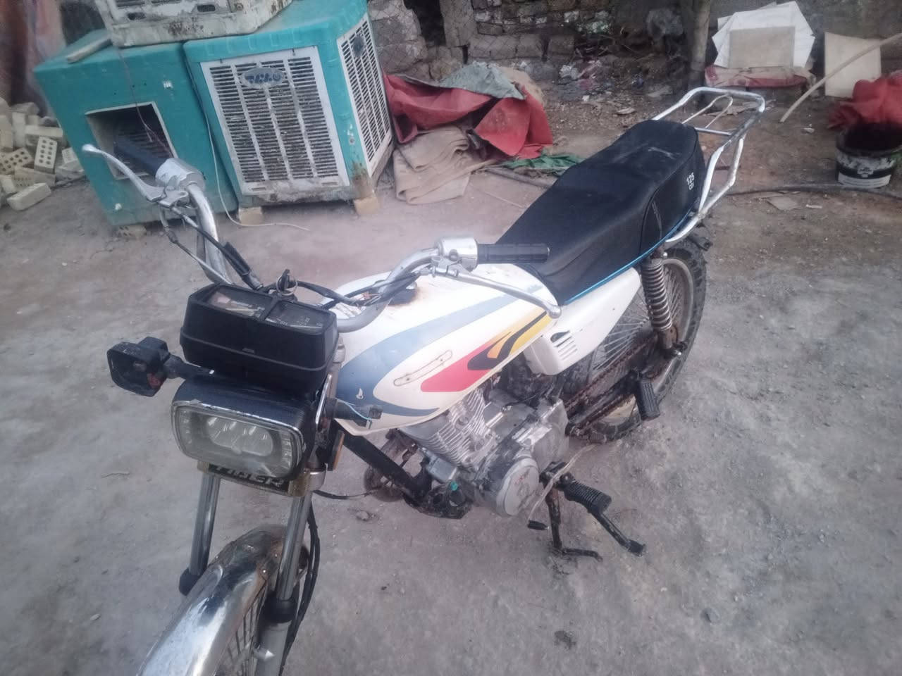 سلام عليكم شباب درجة البيع محرك مفتوح اورق اصولي 300وبيهه مجال نتصل عله رقم ***********
