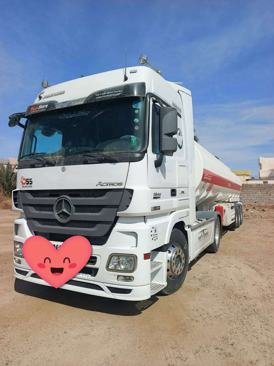 اسلام عليكم صهريج  للبيع موديل 2011
 -فول مواصفات كفاله عامه 
              ه/***********.      الانبار
