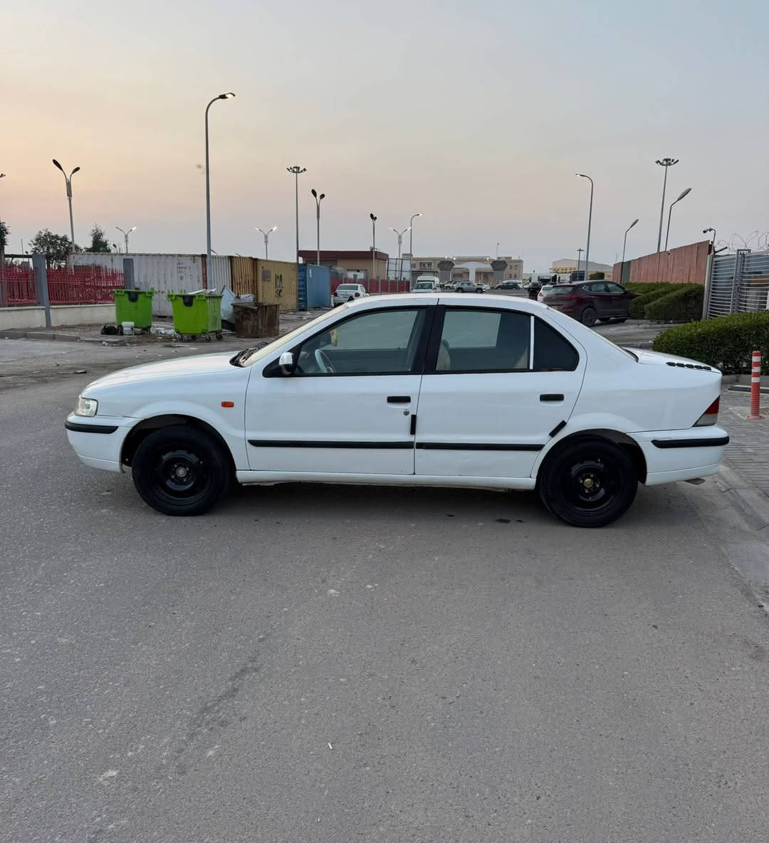 سمند موديل 2012رقم بصره تخم تاير حداديه جديده مكينه كير مكفولات تبريد تدفئة شغال سعر 46وبيه مجال قليل مكان البصرة القرنةرقم الهاتف الهاتف /***********
