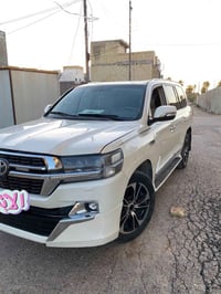 لاندكروزر موديل 15محدث 21 جي اكس آر.  كير مكينه مكفول  السعر 260 بيه م...