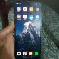 شاومي mi9 • ١٢٨ جيجا • شاشة وظهر مبدلين