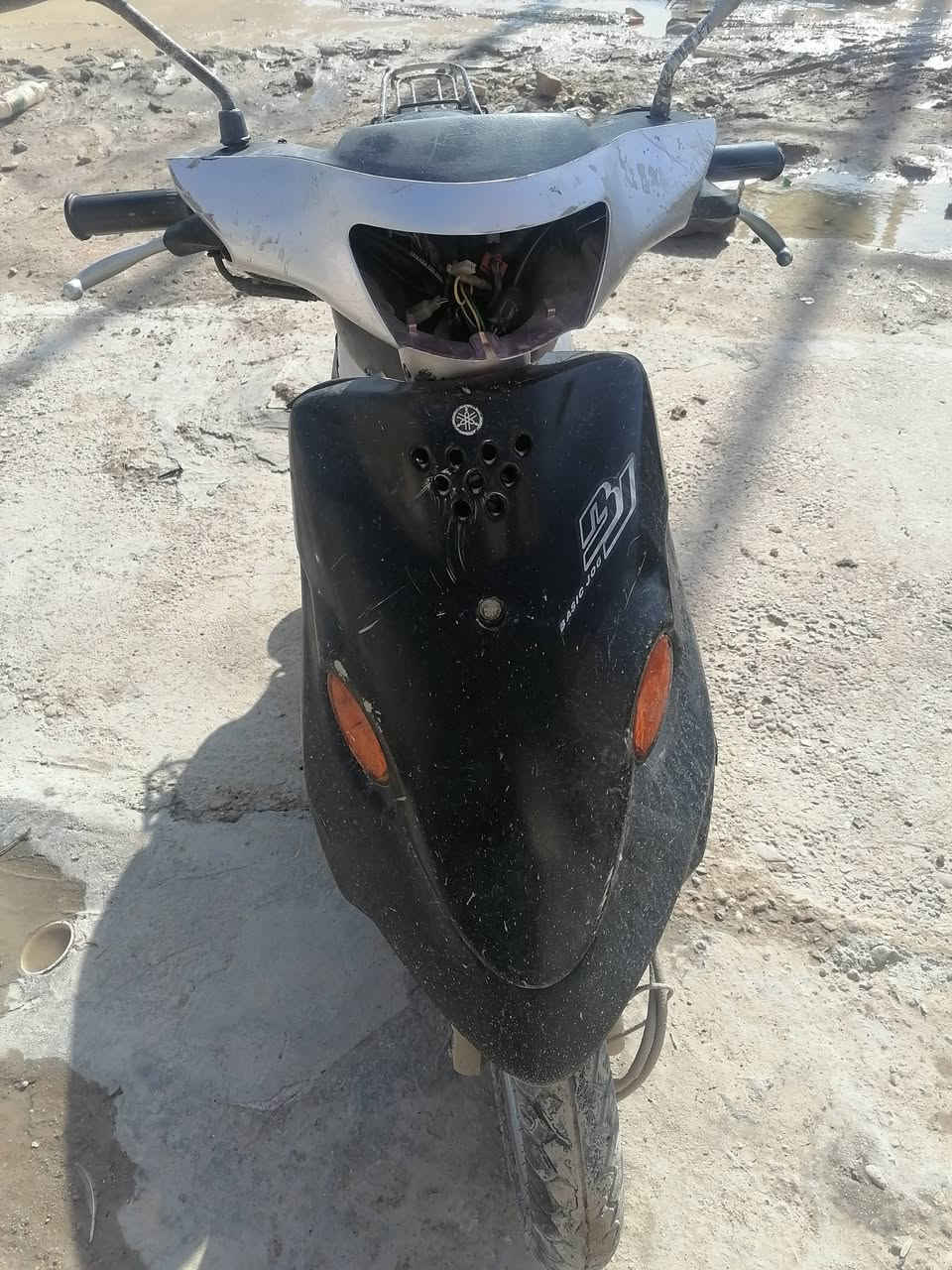 السلام عليكم
تحية طيبة
دراجة بيجي.يوماها اللبيع بلادية
مكينة بلادية ناعمةوفول اذا سمعت صوت مكينة كروتك علية مال جية

تايرات جدد مالتهة الابلاد
صالنصة.اصلي
كابريتر.اصلي
نواقص لايت وترايش
بابل بكرلي شارع المدرسةابن طاووس
السعر.١٨٠
***********
