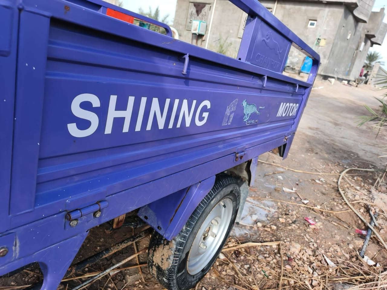 مديل ٢٣ طالعه ٢٥  اوراق اصولي مكتب حسين مداور نفس الساعه كهربائيات كله شغاله شاصي مكفول مكاني طوريج سعره ٢١٥٠ وبيه مجال ***********
