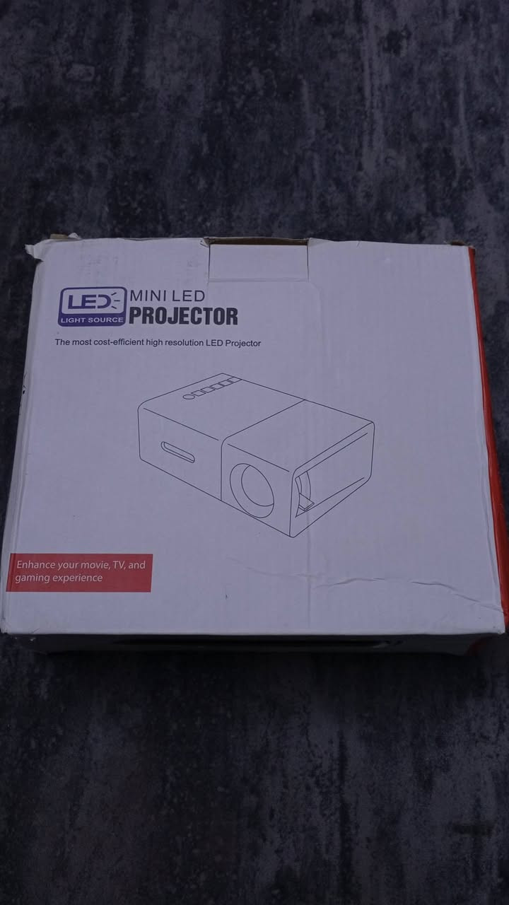 سلام عليكم 
سماعه كيمنك مامستخدمه جديده

وداتاشو  جديد  

سعر لثنين 30 الف مجال للشراي 

مكاني بعقوبه كاطون رازي 
هـ***********
