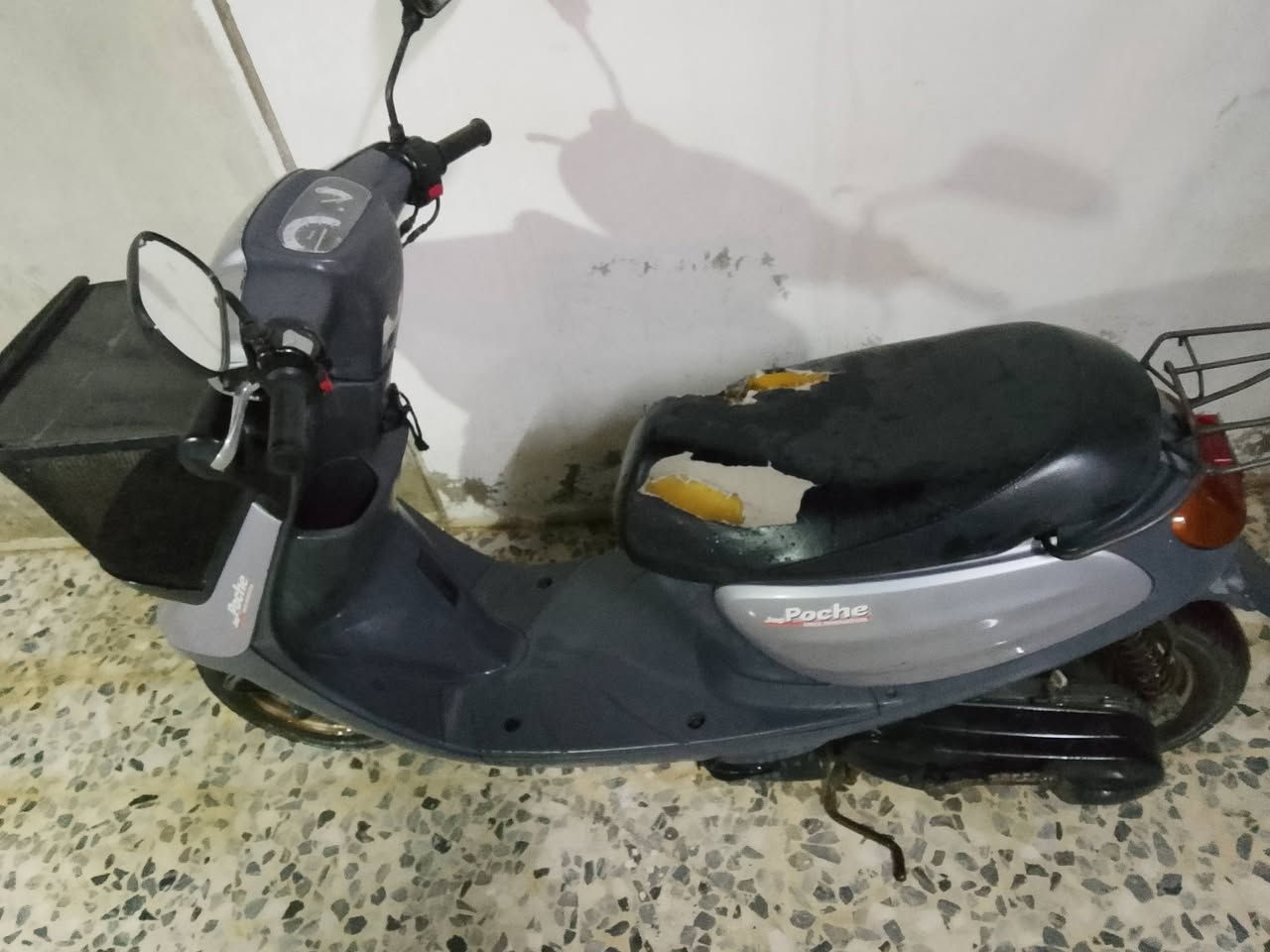 ماطور بزون نفخ شرط مامفتوح نظيف بس الكشن ينرادلو تغليف  سعر 650


**إذا كنت صاحب هذا الإعلان وتريد حذفه لأي سبب، رجاءا أرسل رسالة إلى الدعم الفني**